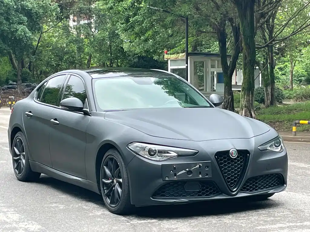 Alfa Romeo Giulia