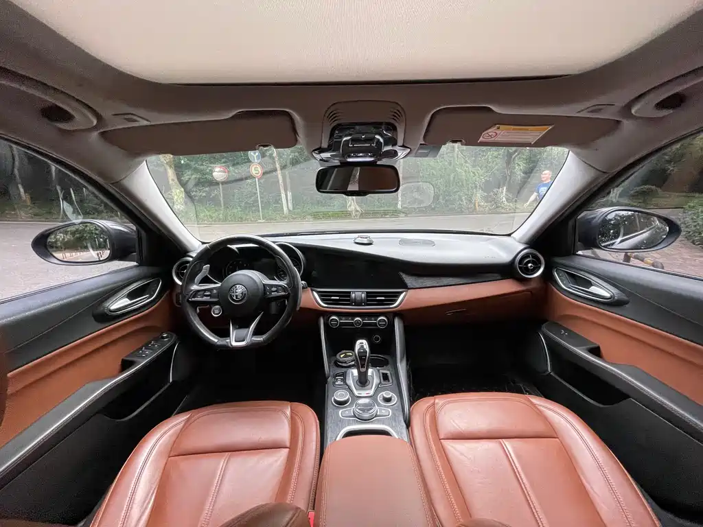 Alfa Romeo Giulia