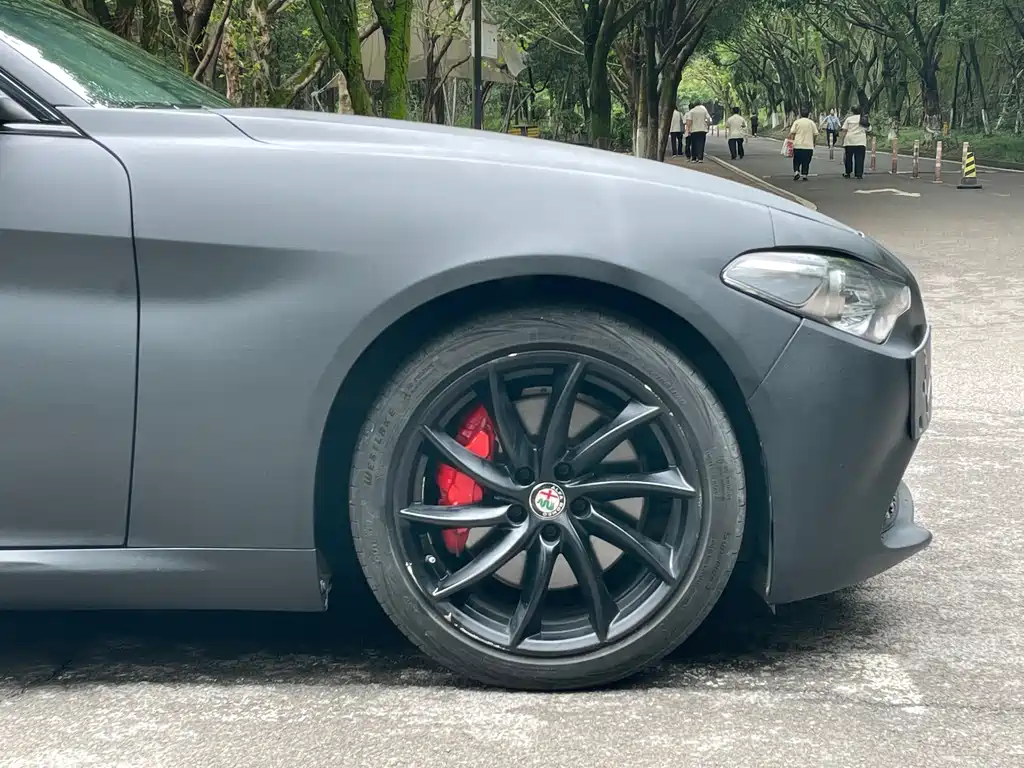 Alfa Romeo Giulia