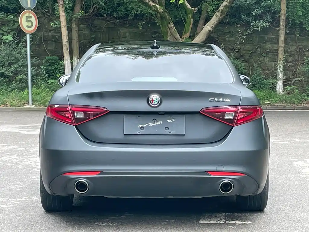 Alfa Romeo Giulia