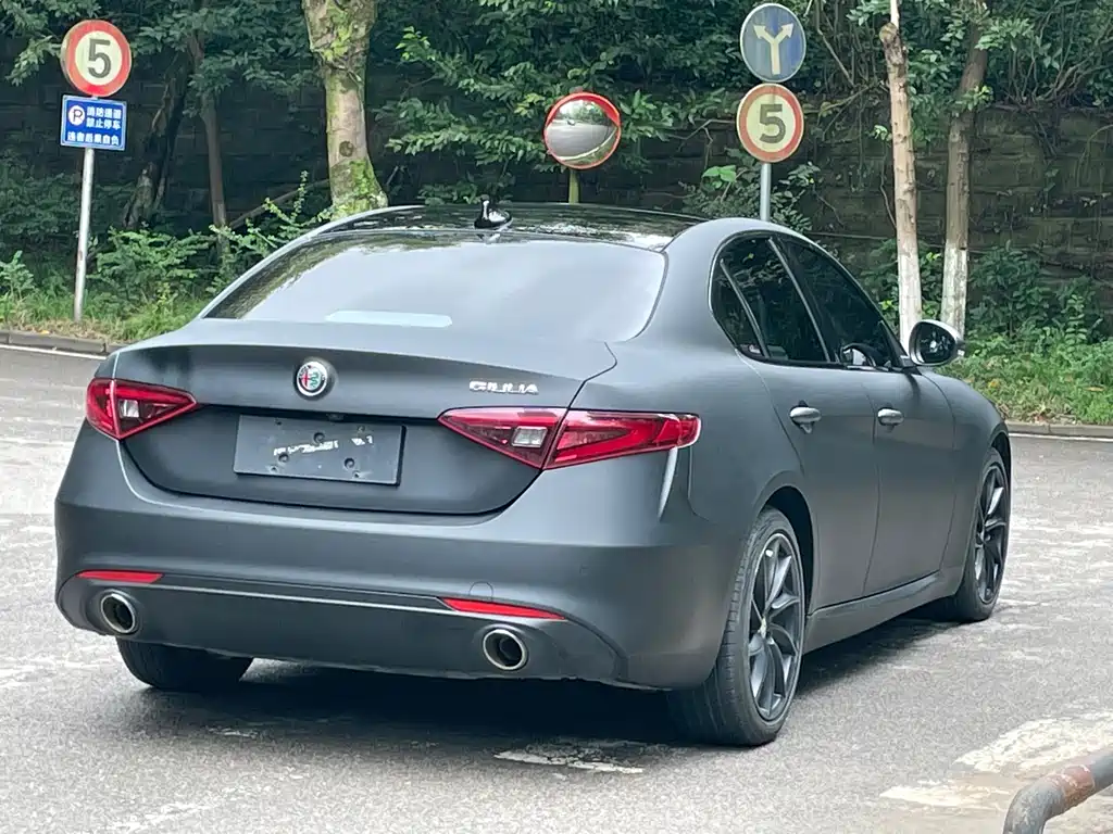 Alfa Romeo Giulia
