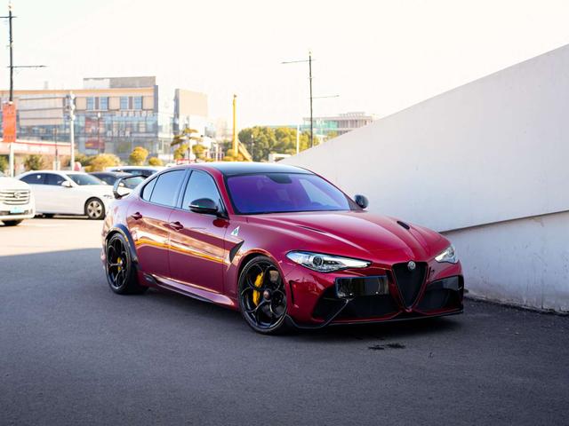 Alfa Romeo Giulia