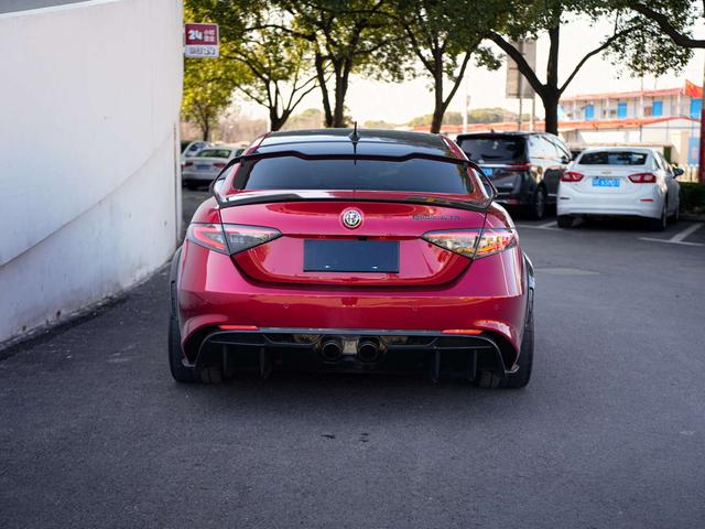 Alfa Romeo Giulia