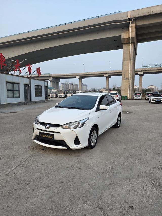 Toyota Yaris L Sedan