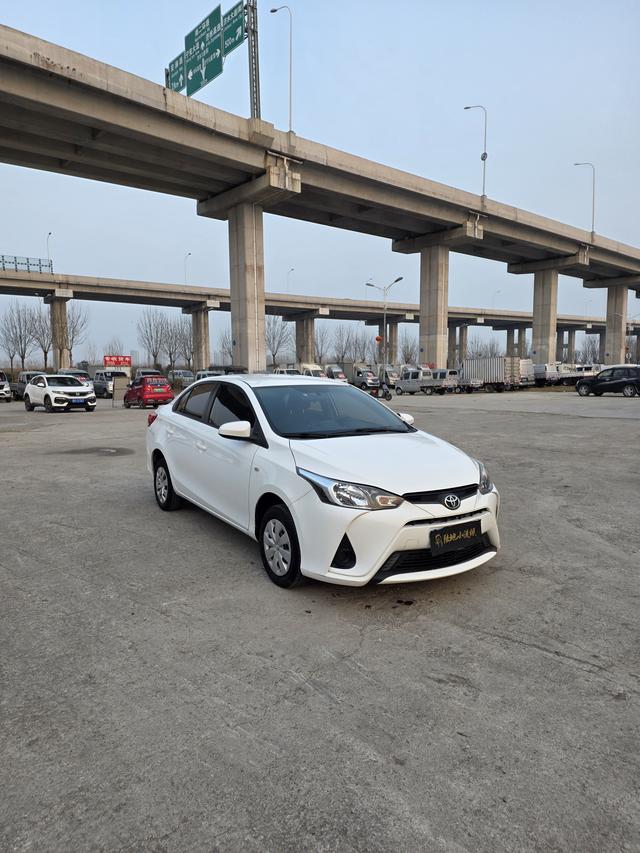 Toyota Yaris L Sedan