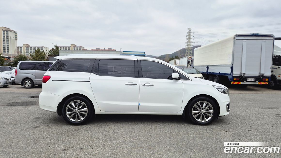 Kia Canival