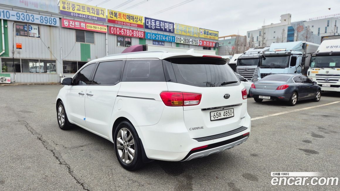 Kia Canival