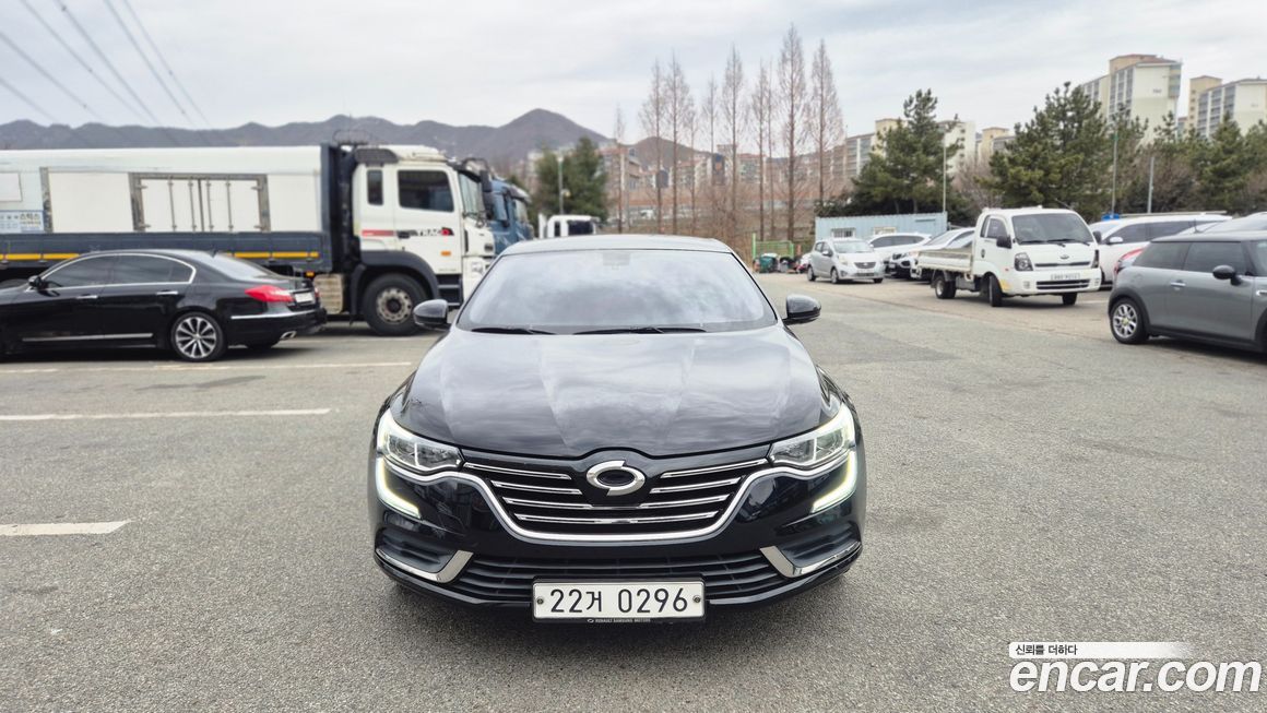 Renault SM6