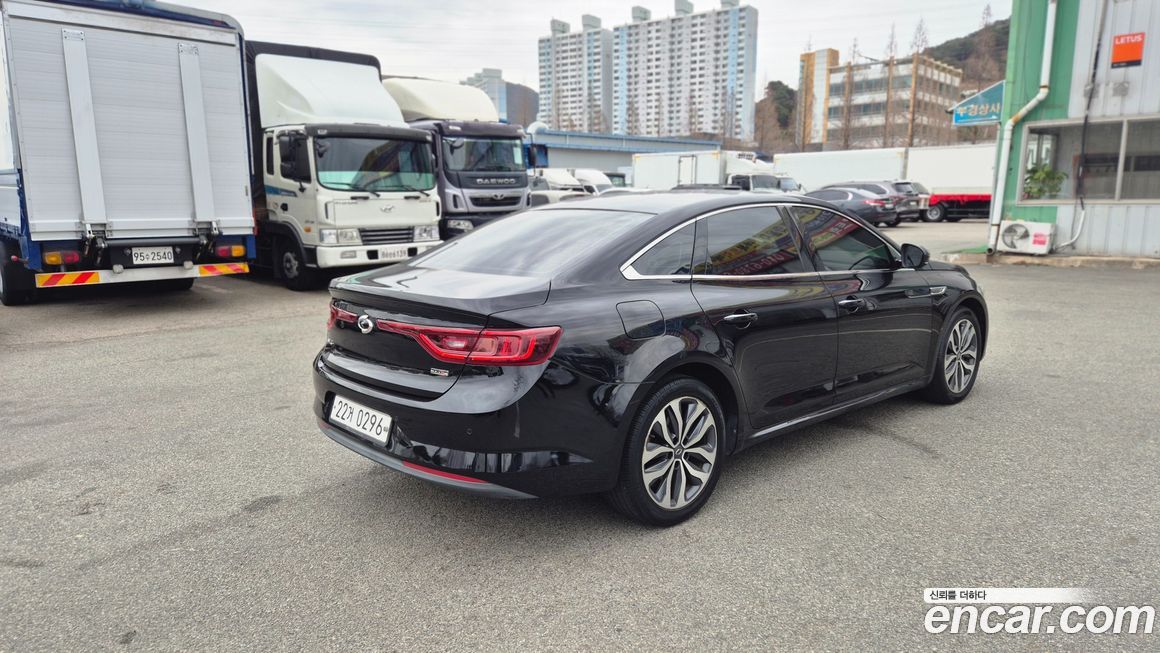 Renault SM6