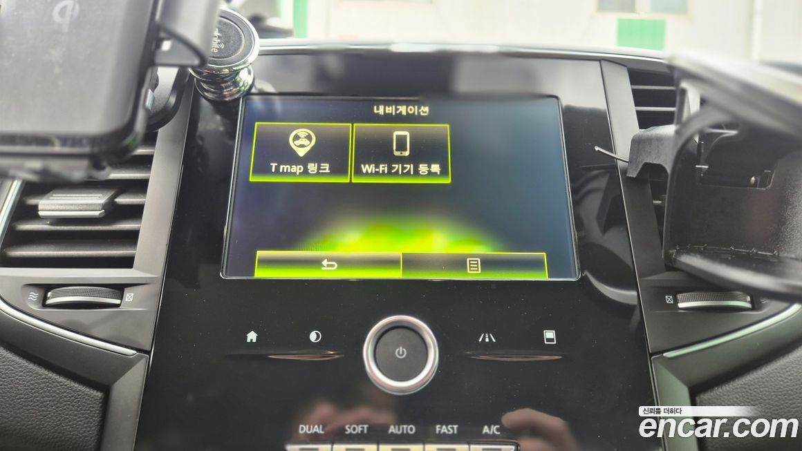 Renault SM6
