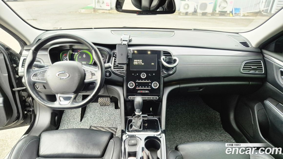 Renault SM6