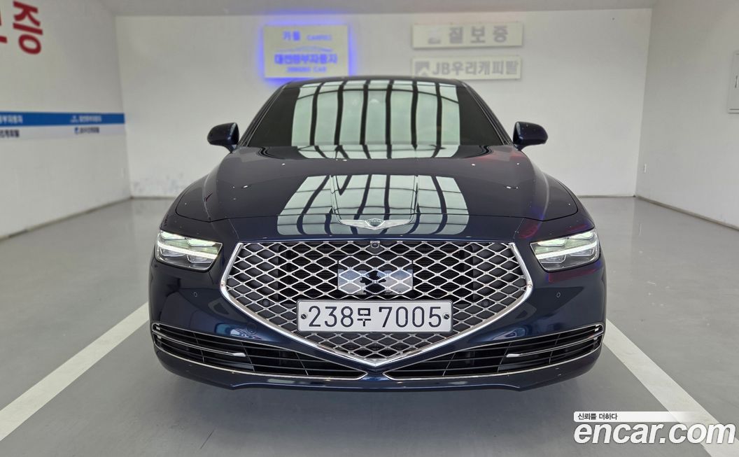 Genesis G90