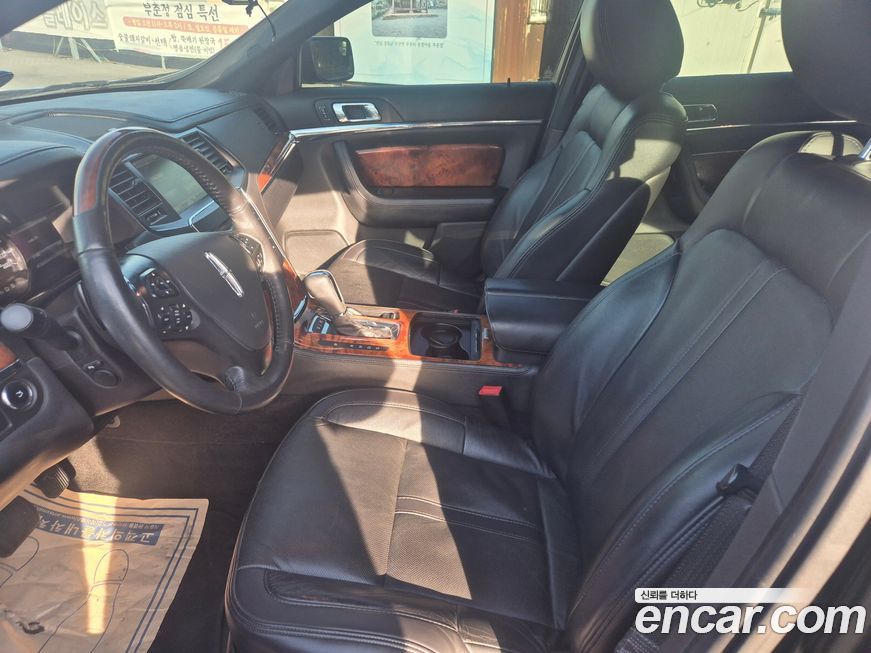 Lincoln MKS