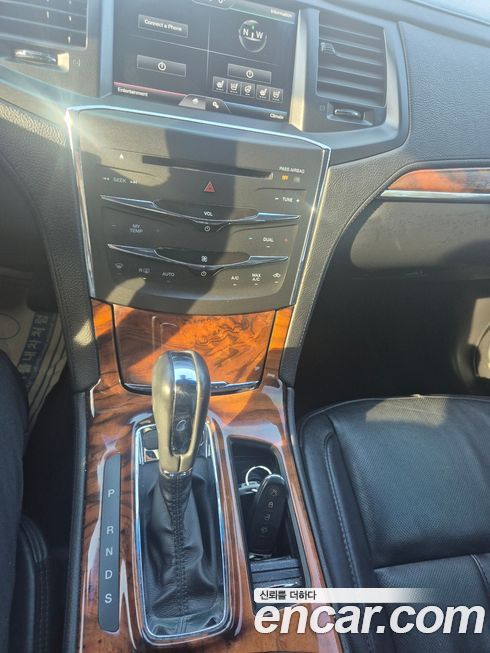 Lincoln MKS