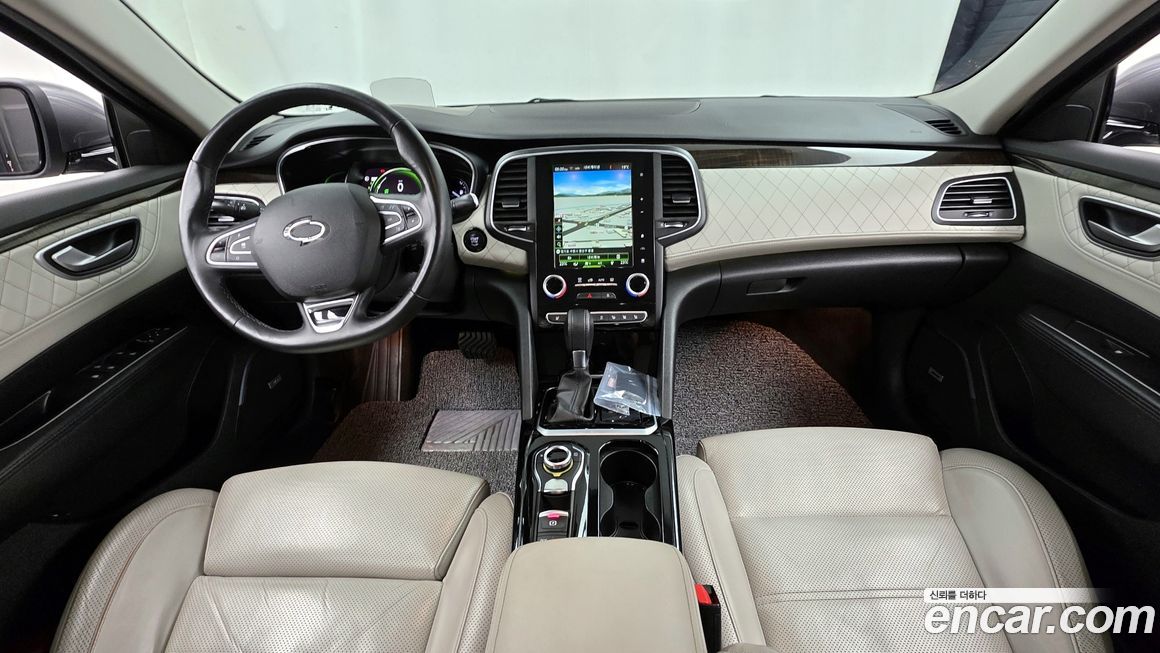 Renault SM6