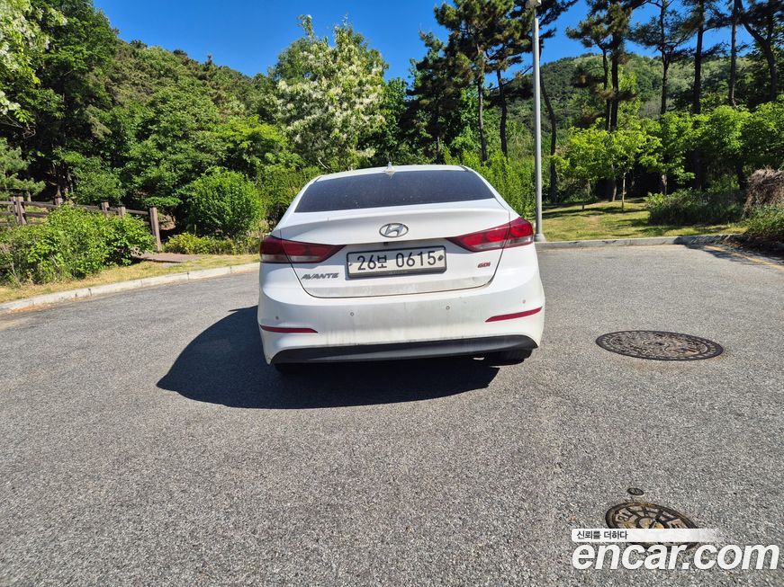 Hyundai AVANTE