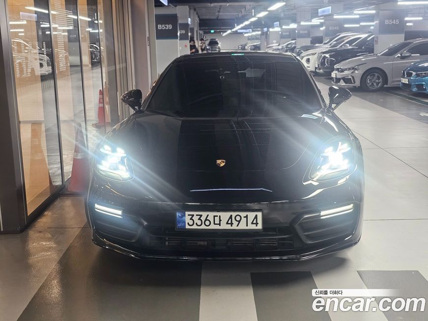 Porsche Panamera