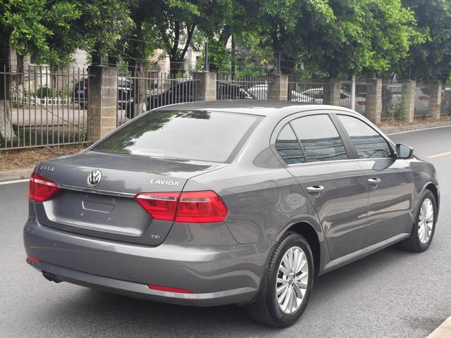Volkswagen Lavida