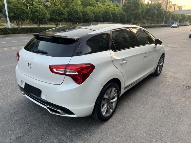 DS DS 5