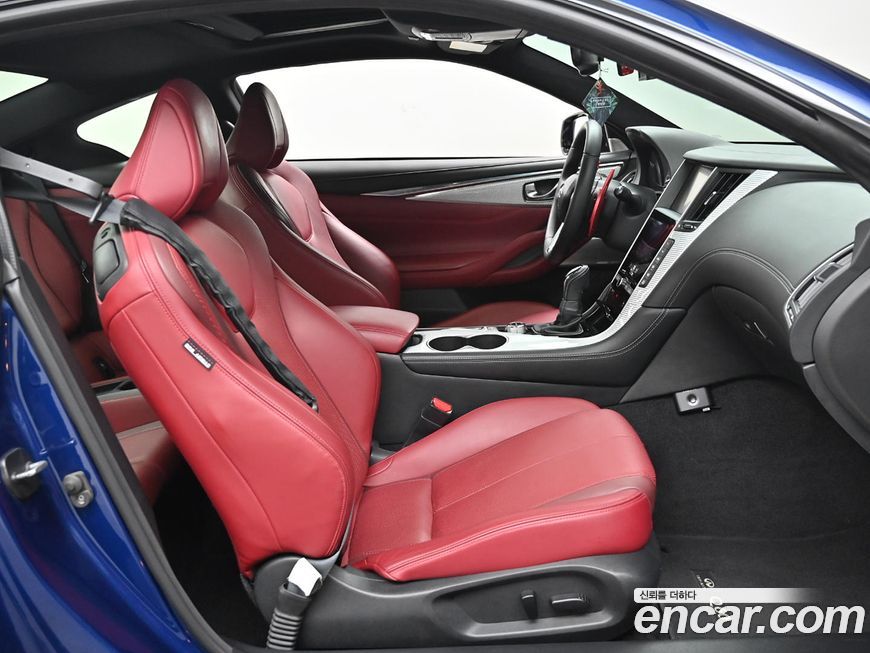 Infiniti Q60