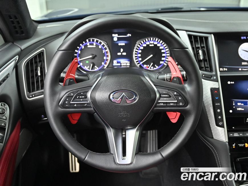 Infiniti Q60