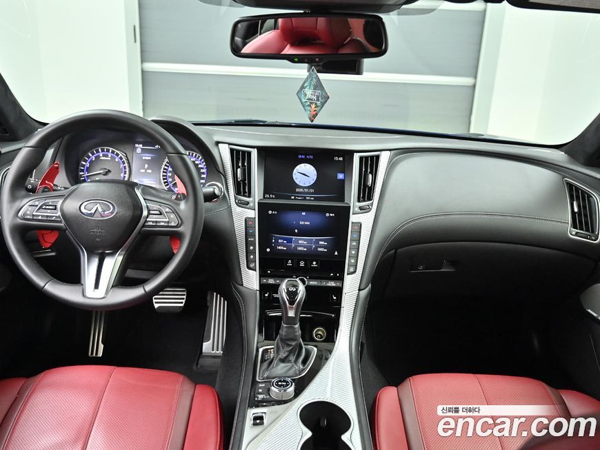 Infiniti Q60