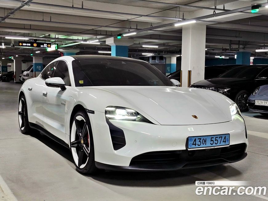Porsche Taycan