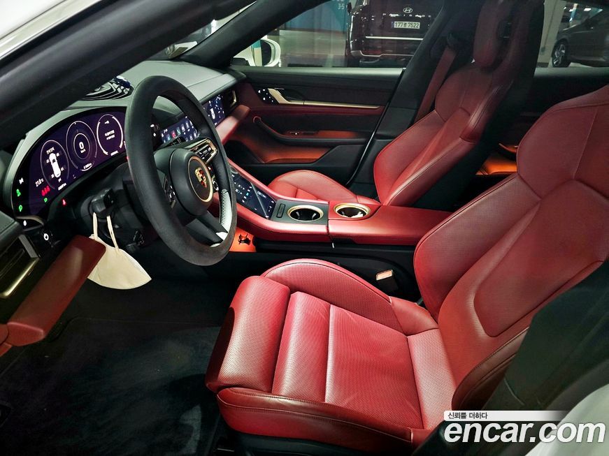 Porsche Taycan