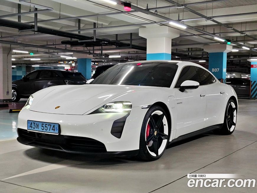 Porsche Taycan