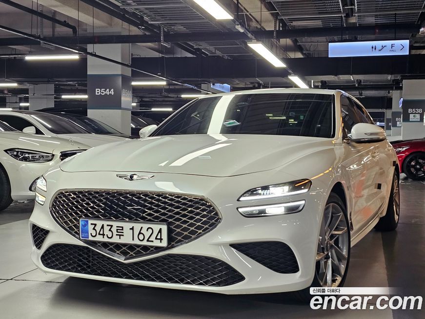 Genesis G70