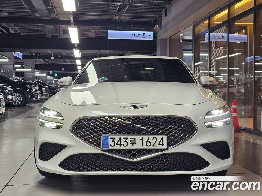 Genesis G70