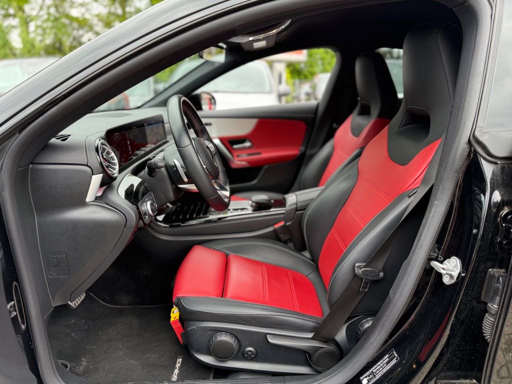 Mercedes-Benz CLA 180