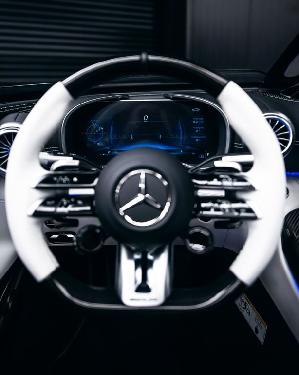 Mercedes-Benz SL 63 AMG