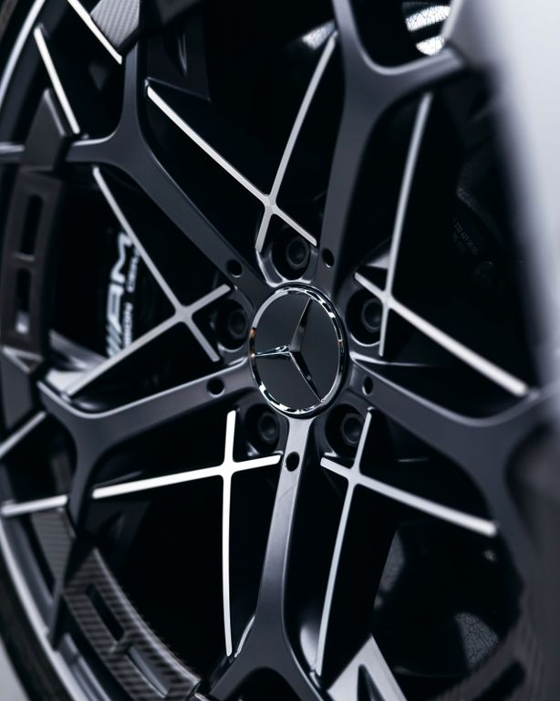 Mercedes-Benz SL 63 AMG
