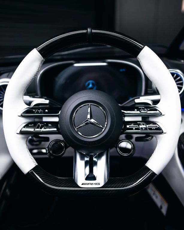 Mercedes-Benz SL 63 AMG