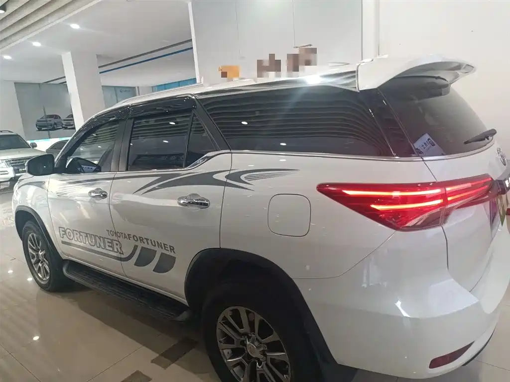Toyota Fortuner