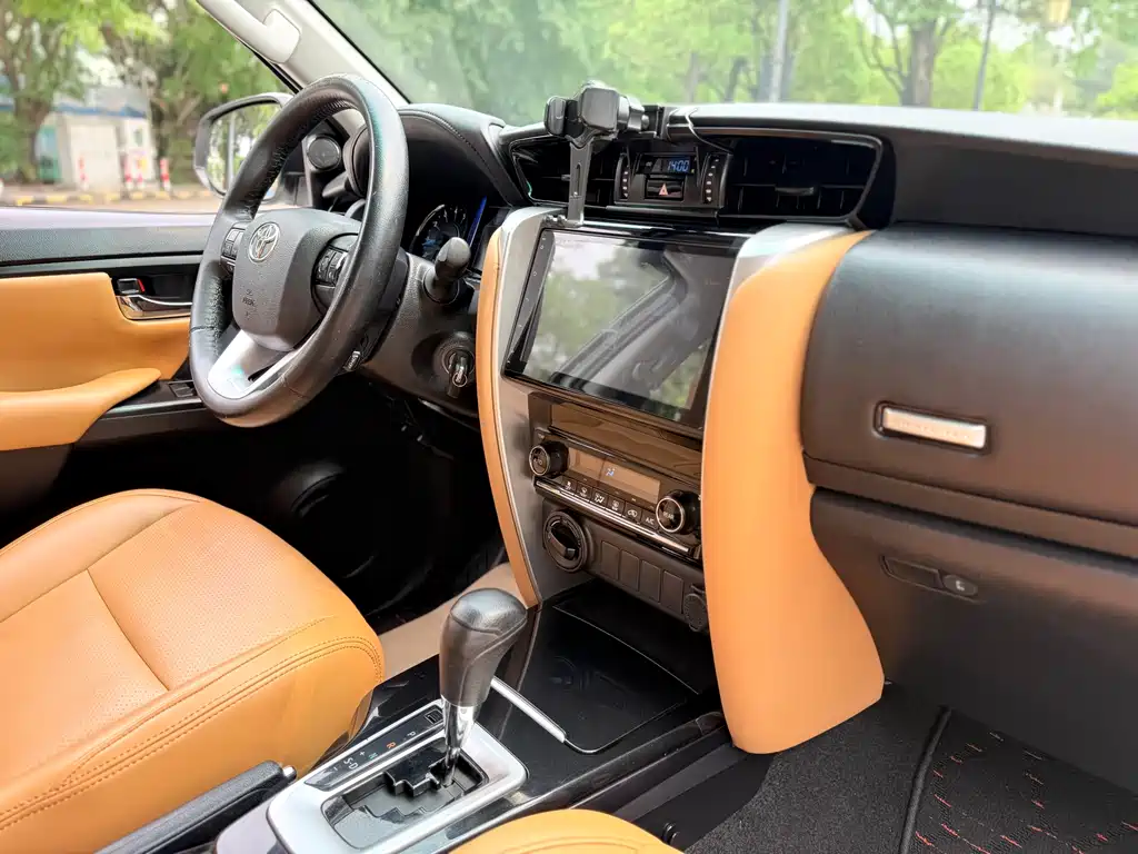 Toyota Fortuner