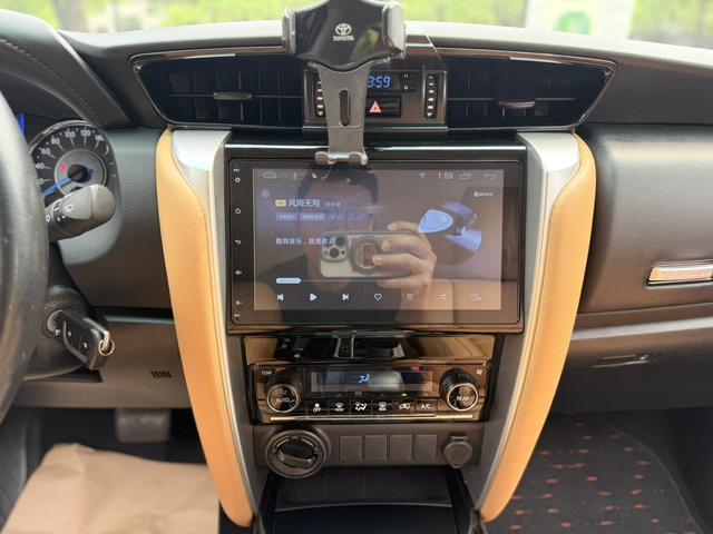 Toyota Fortuner