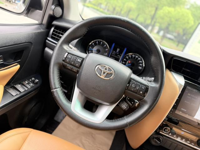 Toyota Fortuner