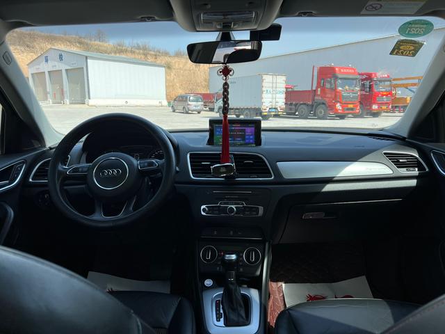 Audi Audi Q3