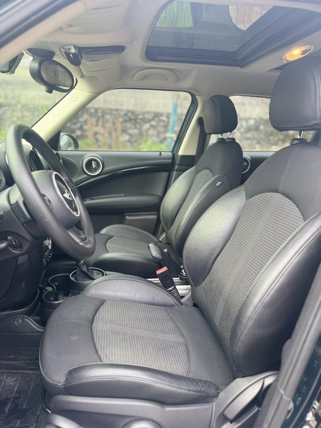 MINI MINI COUNTRYMAN