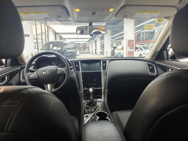 Infiniti Infiniti Q50