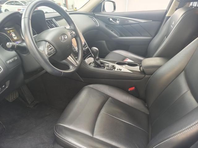 Infiniti Infiniti Q50