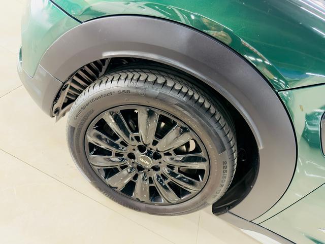 MINI MINI COUNTRYMAN