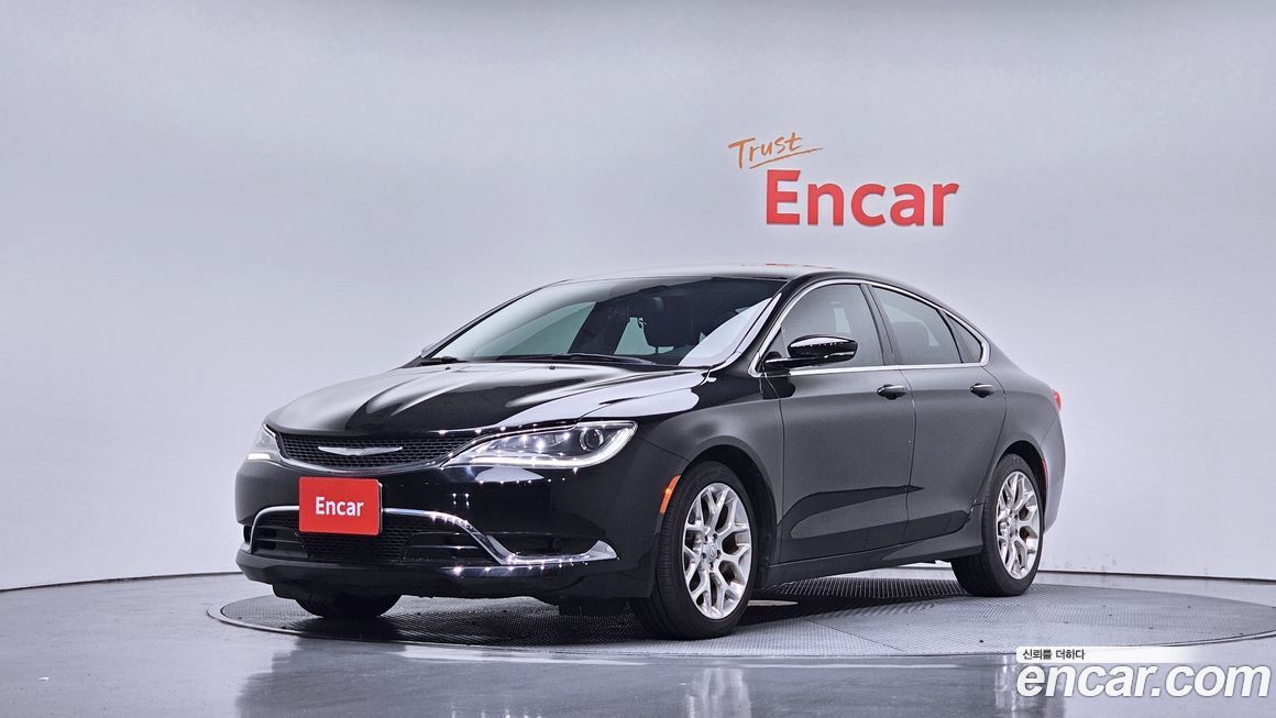 Chrysler 200