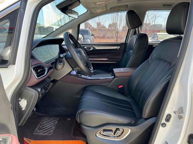GAC Trumpchi Trumpchi M6