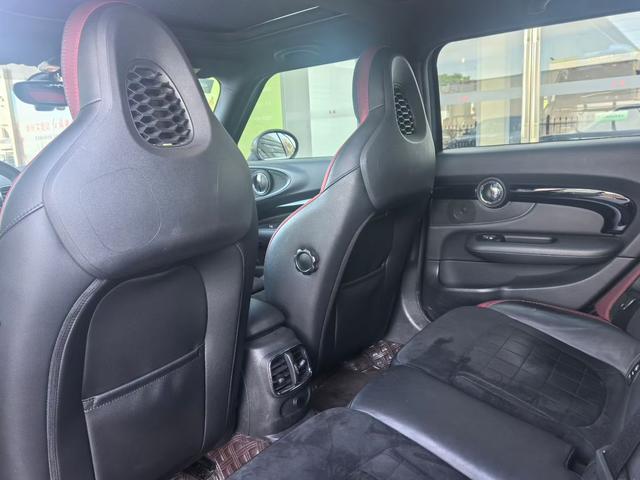 MINI MINI CLUBMAN