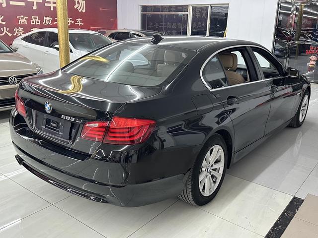 BMW BMW 5-Series