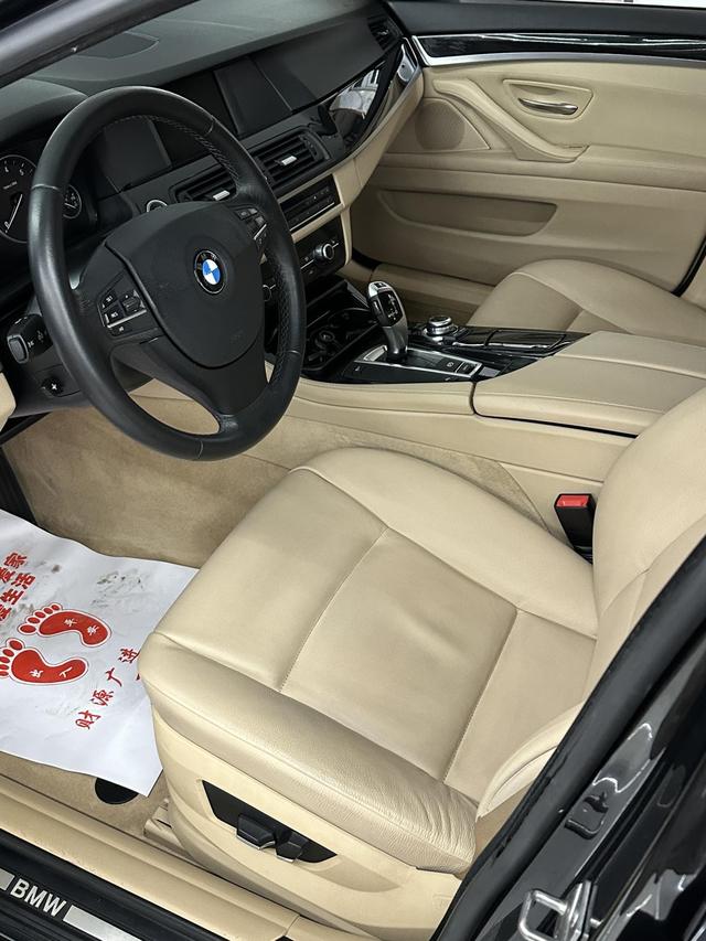 BMW BMW 5-Series