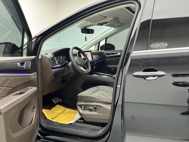 Volkswagen Viloran